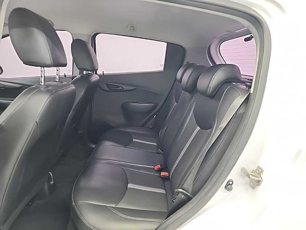 Chevrolet Spark - Vista 12