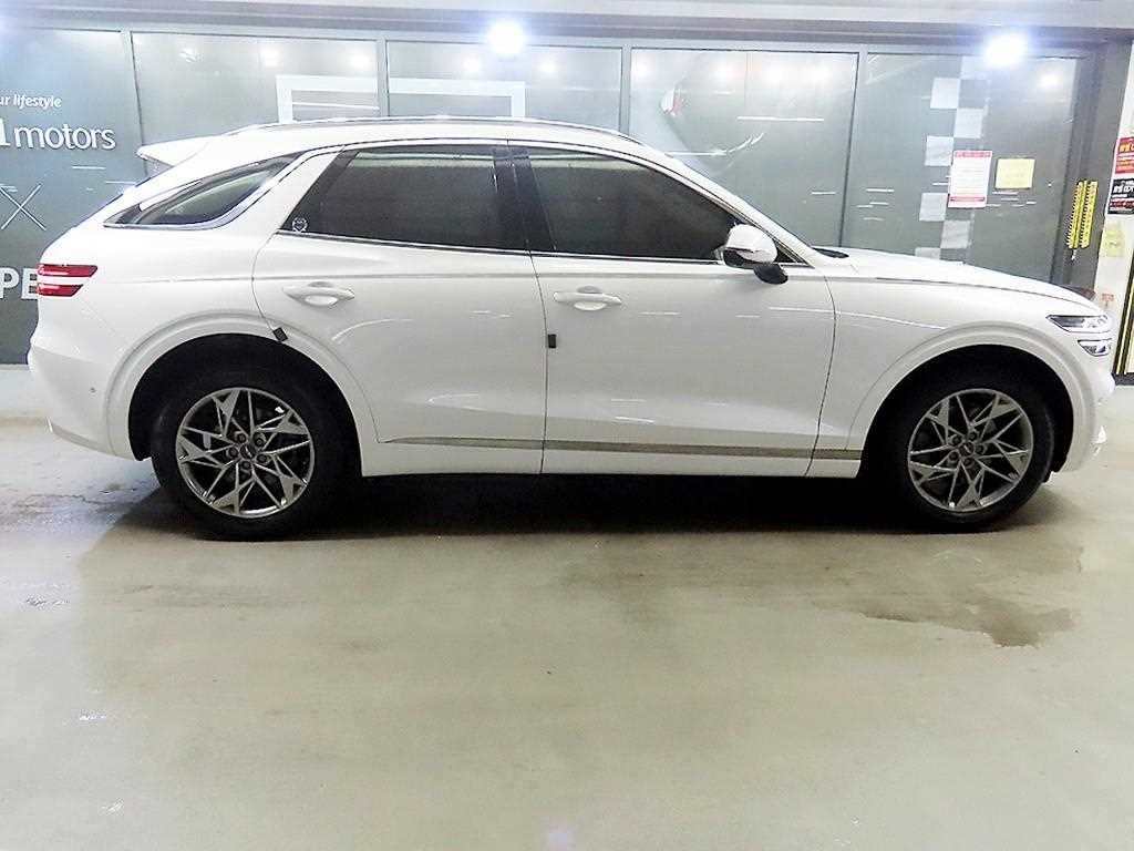 Genesis GV70 - Vista 3