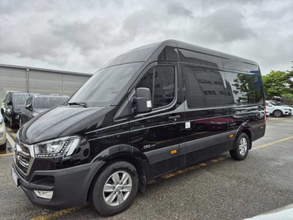 HYUNDAI Solati - Vista 3