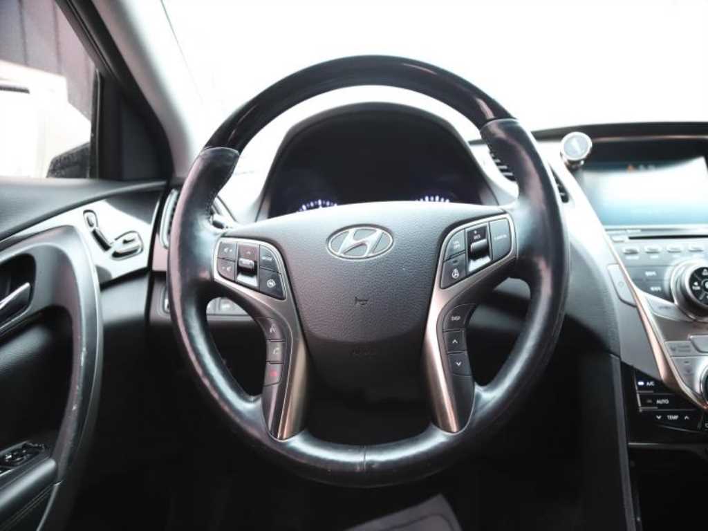 HYUNDAI Grandeur - Vista 7