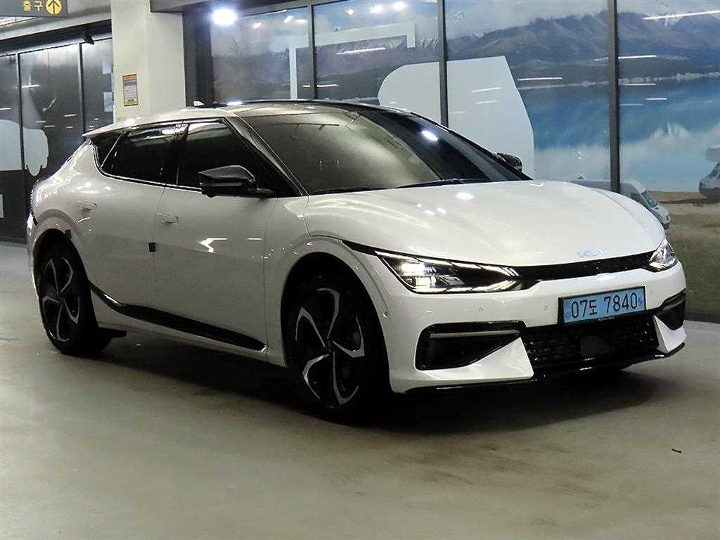 KIA EV6 2022 Blanco - Importación desde Corea - HF Imports Iquique - Foto 1