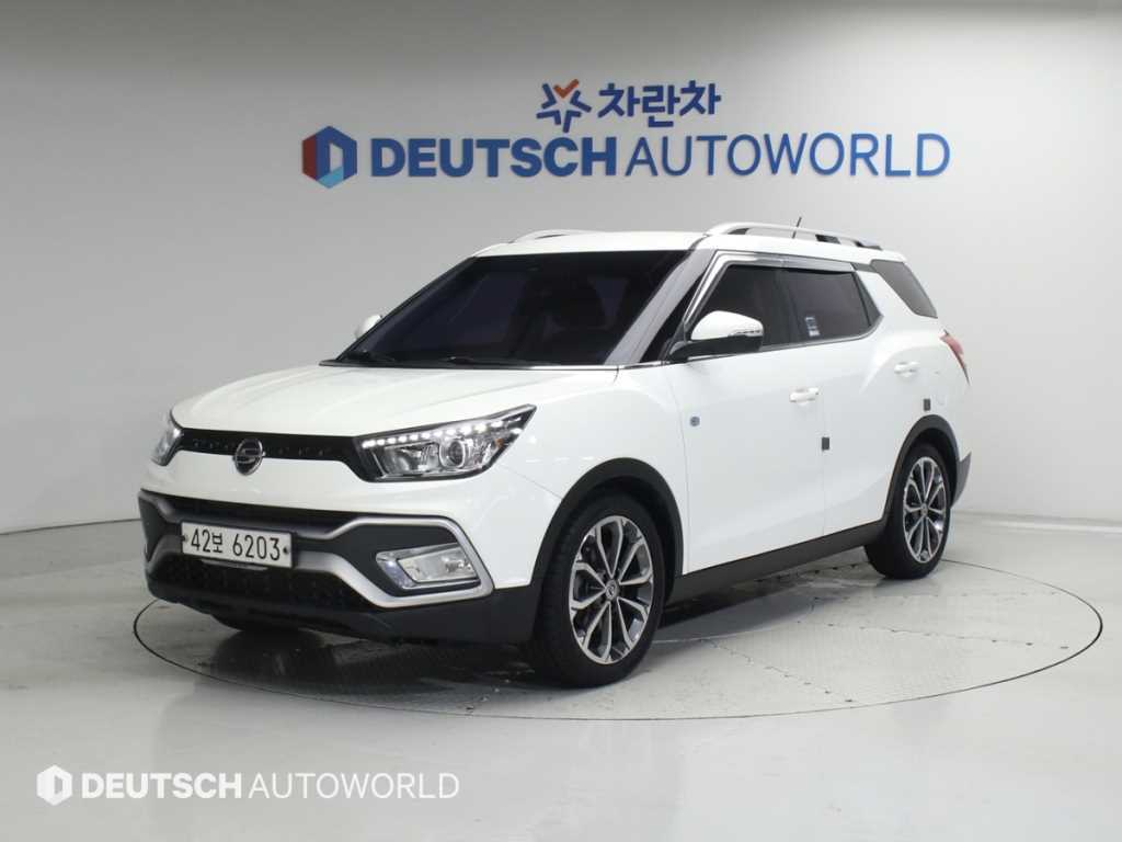 Ssangyong Tivoli 2018 Blanco - Importación desde Corea - HF Imports Iquique - Foto 1