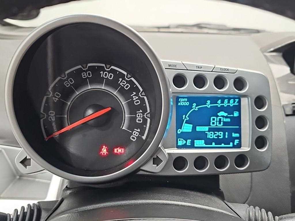 Chevrolet Spark - Vista 6
