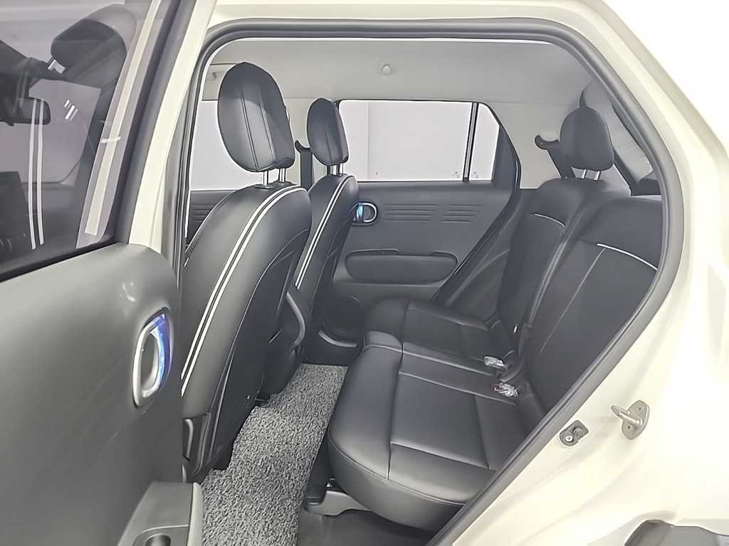 HYUNDAI Casper - Vista 12