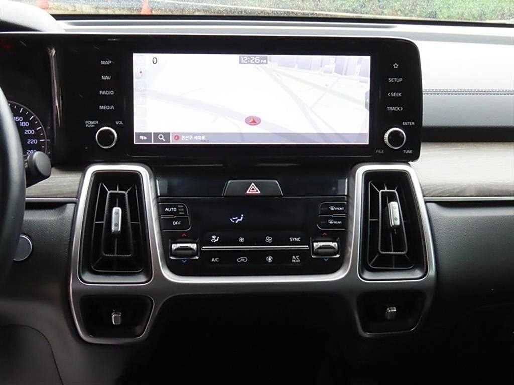 KIA Sorento - Vista 11