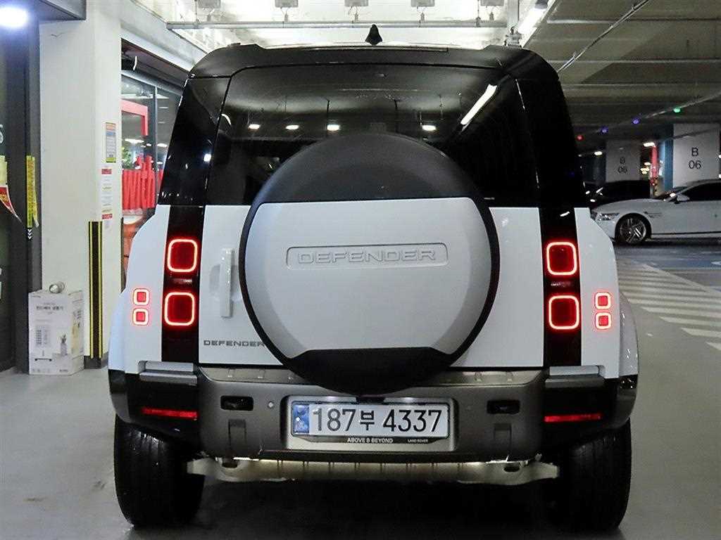Land Rover Defender - Vista 5