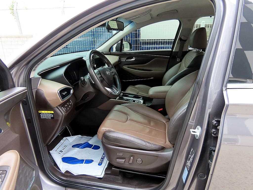 HYUNDAI Santa Fe - Vista 5