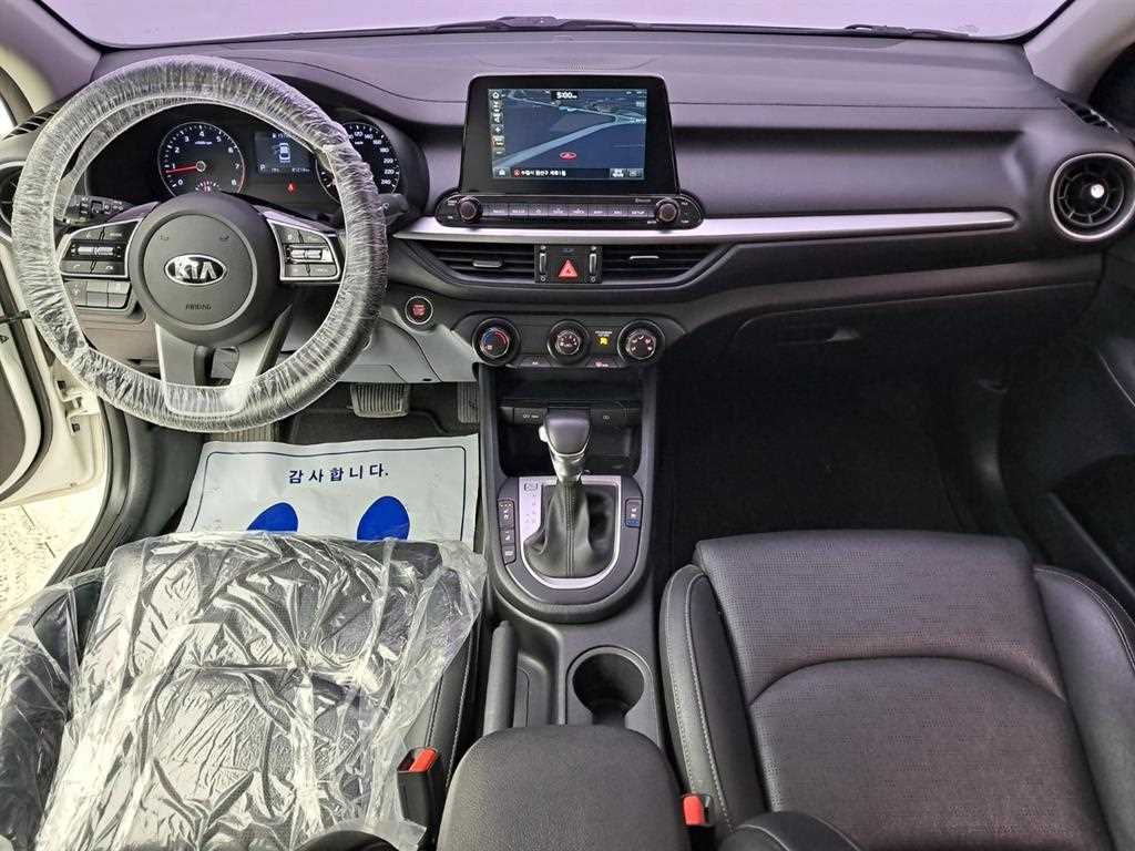 KIA K3 - Vista 6