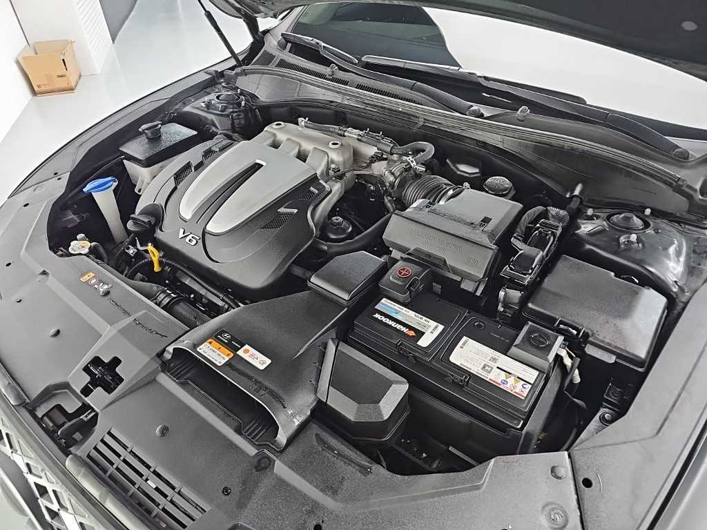 HYUNDAI Grandeur - Vista 5