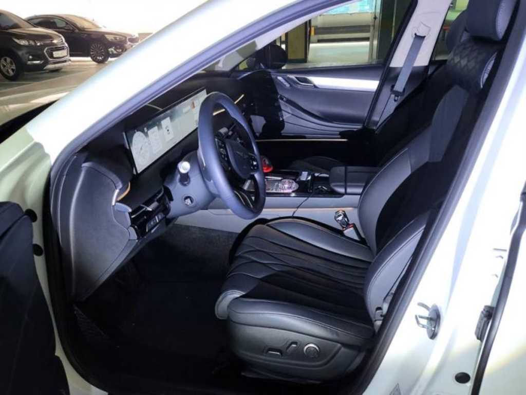 Genesis G80 - Vista 2
