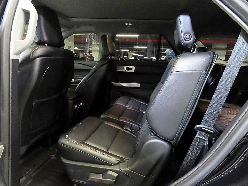 Ford Explorer - Vista 7