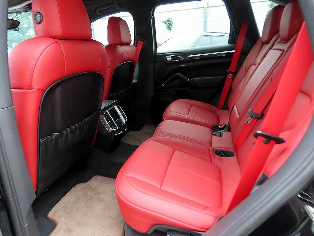 Porsche Cayenne - Vista 6