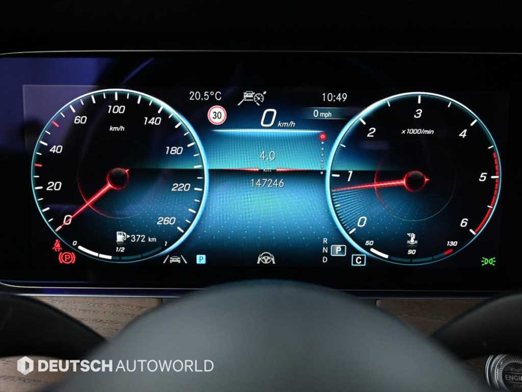 Mercedes Benz E class - Vista 5