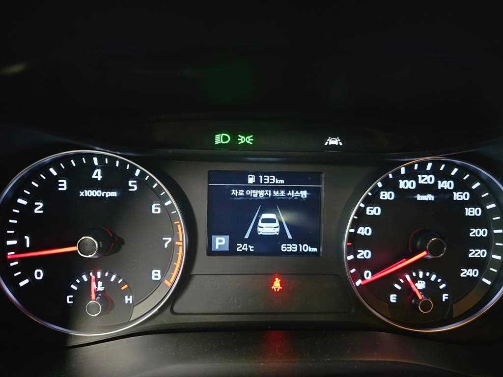 KIA K3 - Vista 8