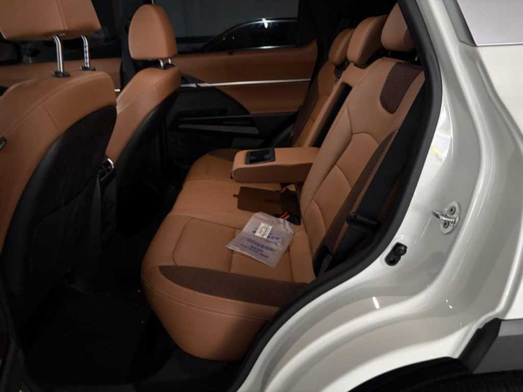 Ssangyong Torres - Vista 5