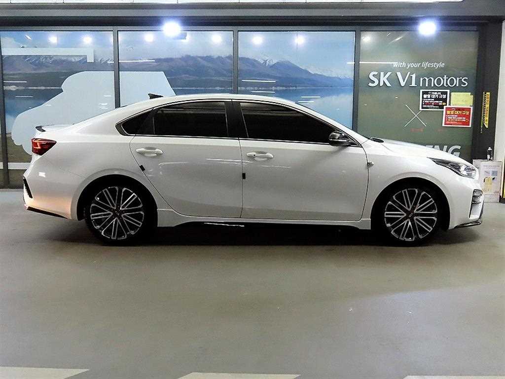 KIA K3 - Vista 3
