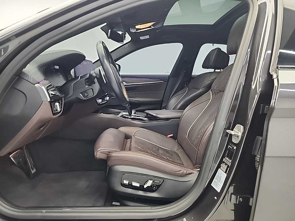 BMW 5 Series - Vista 11
