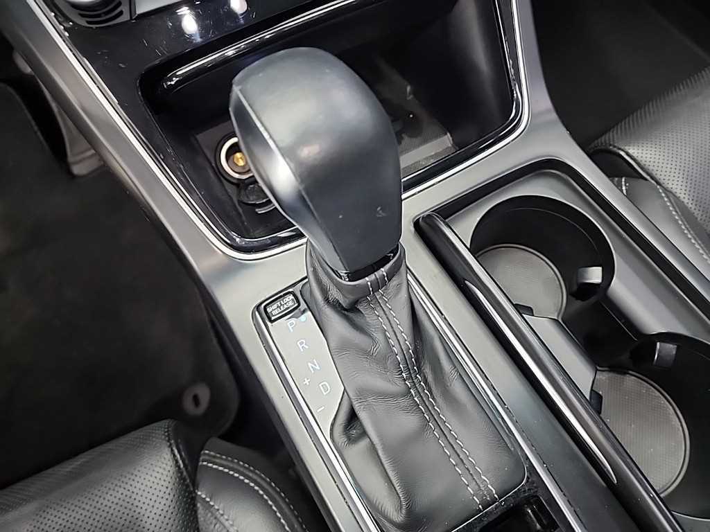 HYUNDAI Grandeur - Vista 8