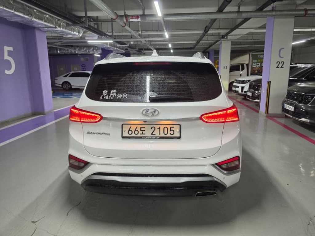 HYUNDAI Santa Fe - Vista 4