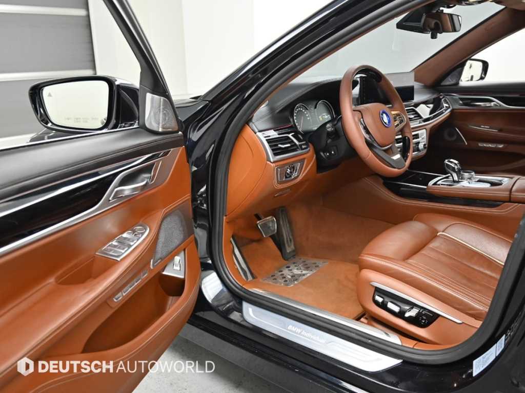 BMW 7 Series - Vista 11