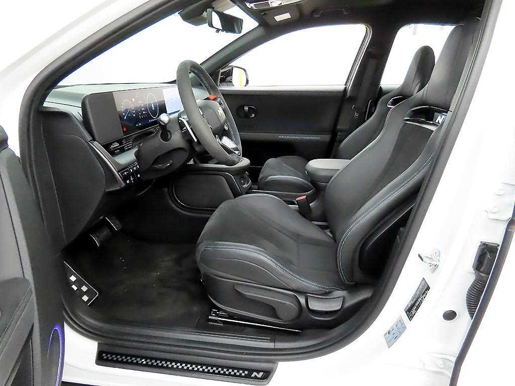 HYUNDAI Ioniq 5 - Vista 5