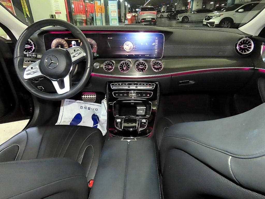 Mercedes Benz CLS Class - Vista 10