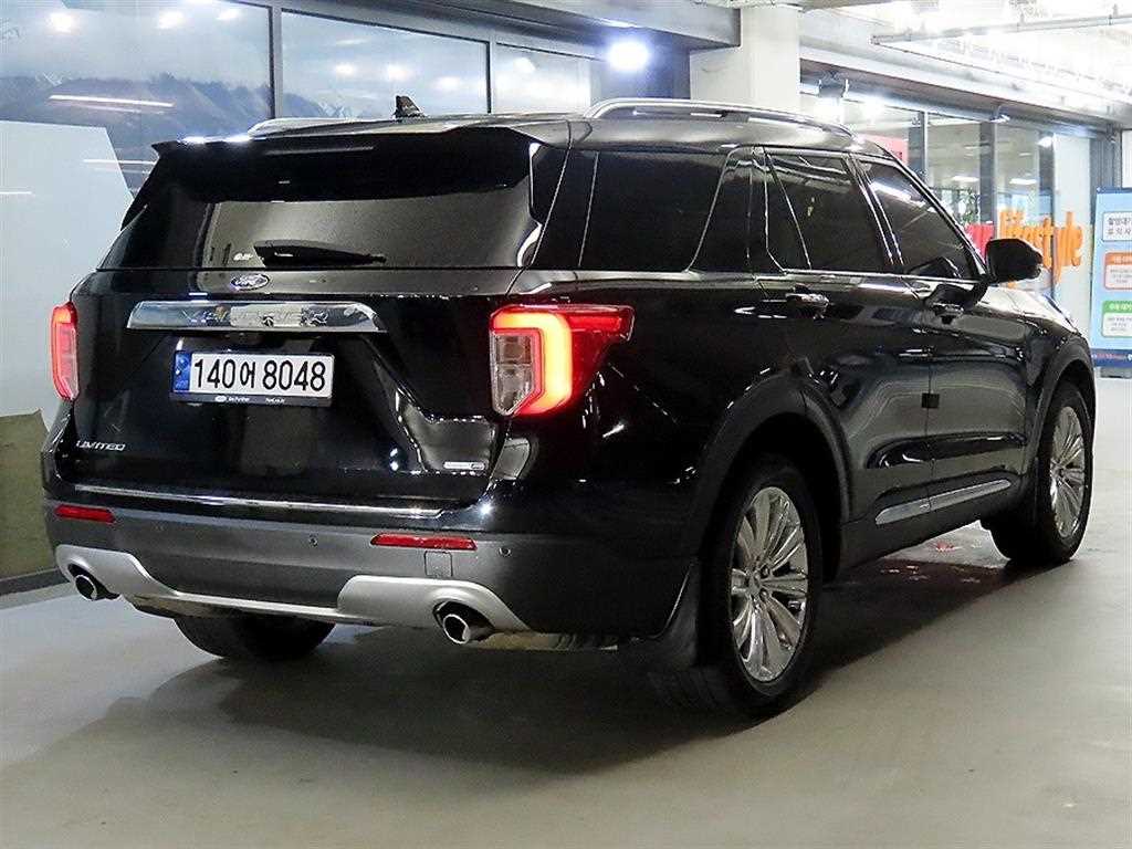 Ford Explorer - Vista 4