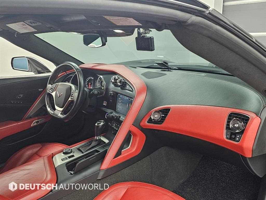 Chevrolet Corvette - Vista 7