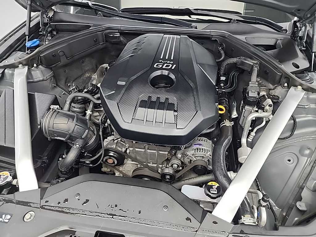 Genesis G70 - Vista 5