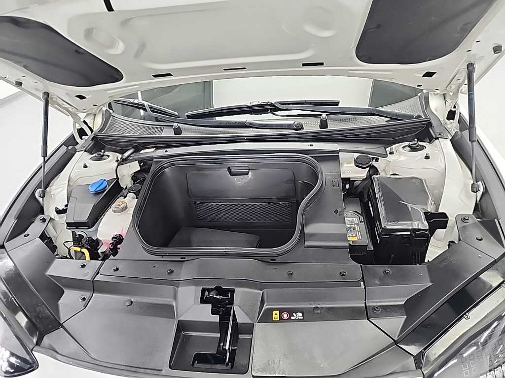 HYUNDAI Ioniq 6 - Vista 5