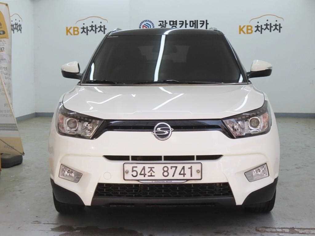 Ssangyong Tivoli 2017 - Importación desde Corea - HF Imports Iquique - Foto 1