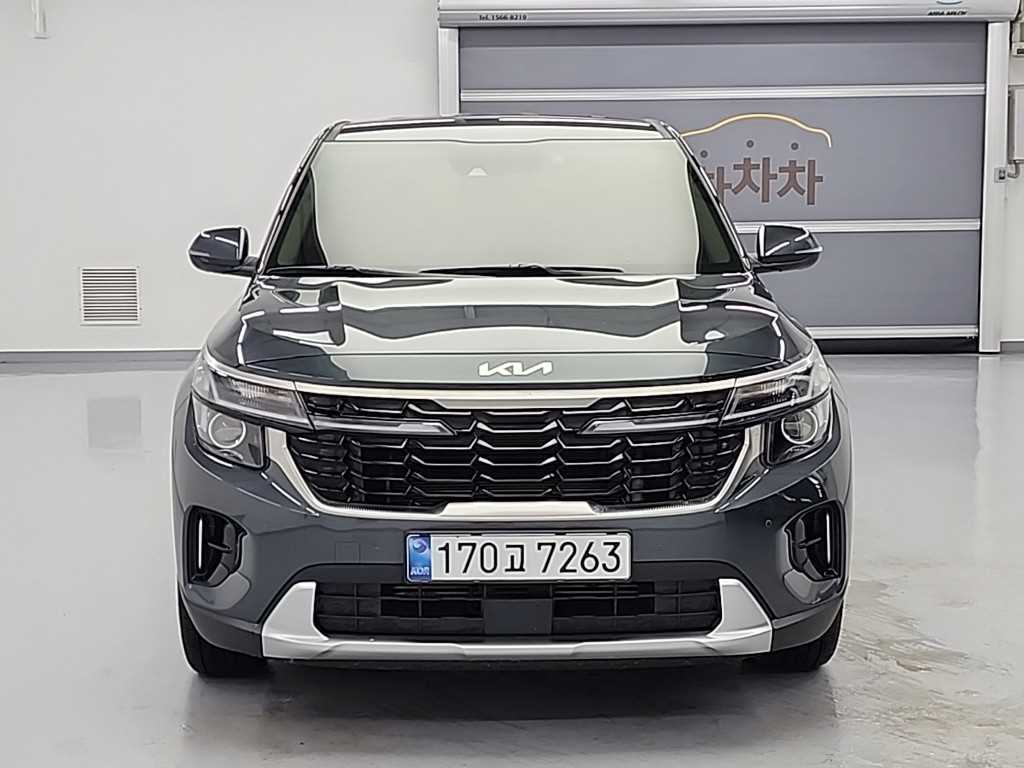 KIA Seltos - Vista 2