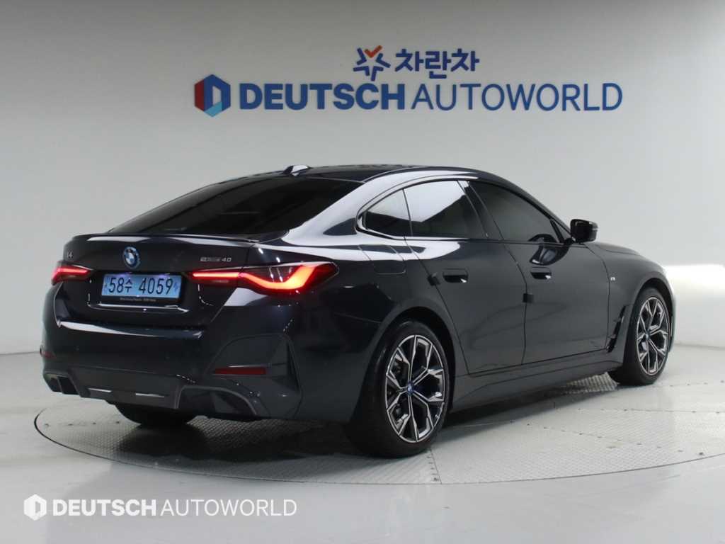 BMW i4 - Vista 2