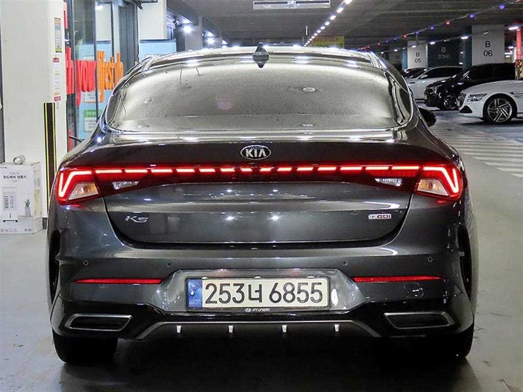 KIA K5 - Vista 5