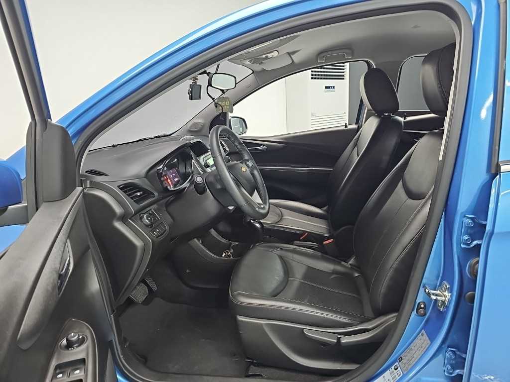 Chevrolet Spark - Vista 11