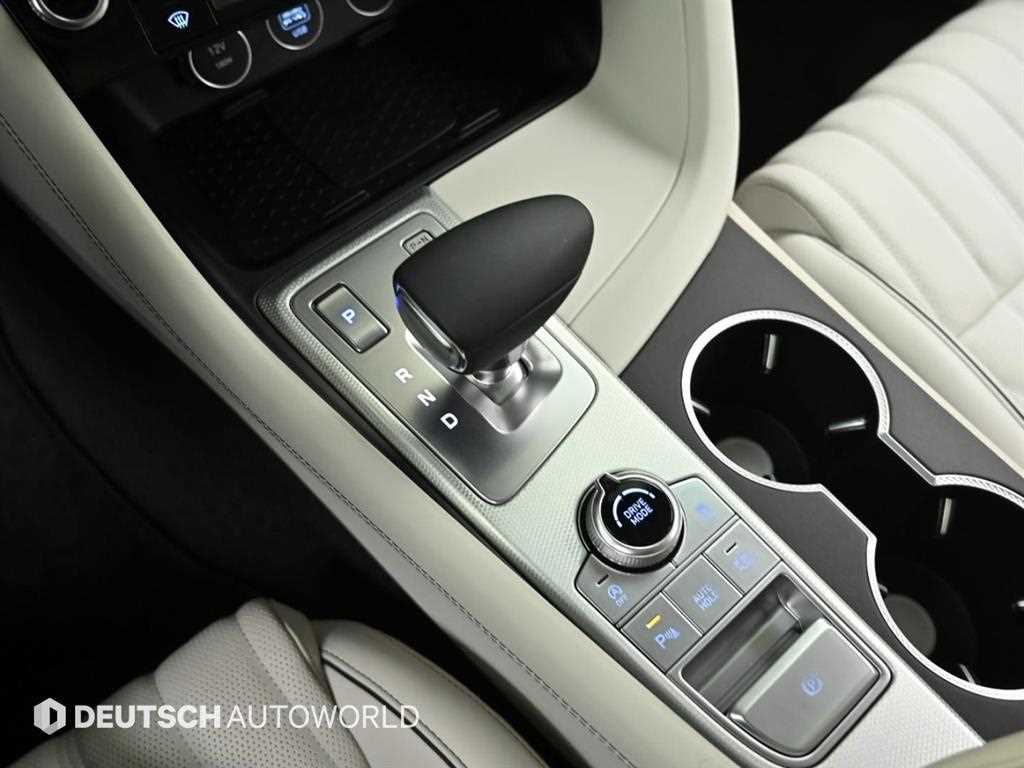 Genesis G70 - Vista 9