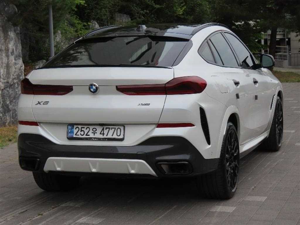 BMW X6 - Vista 3