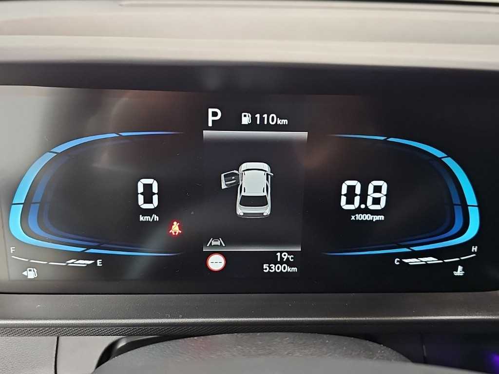 HYUNDAI Casper - Vista 6