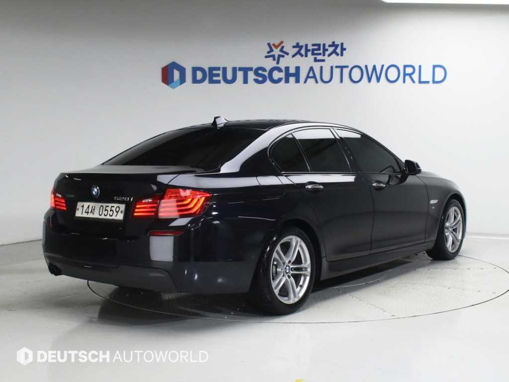 BMW 5 Series - Vista 2