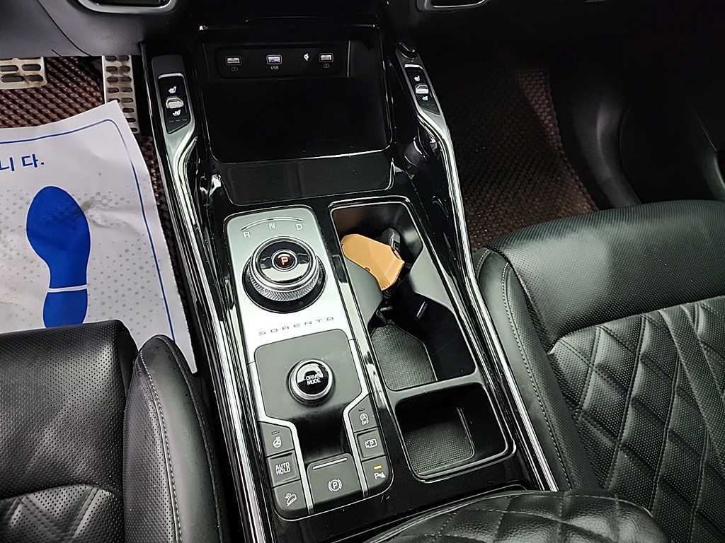 KIA Sorento - Vista 8