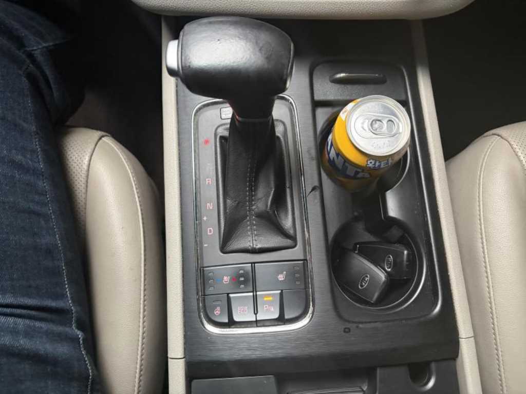 KIA Carnival 2017 - Importación desde Corea - HF Imports Iquique - Foto 14