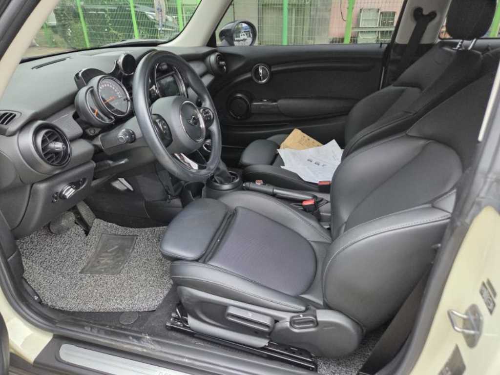 Mini Cooper - Vista 7