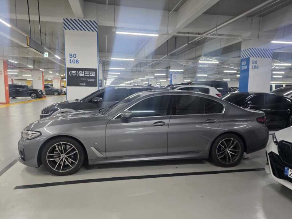 BMW 5 Series - Vista 2