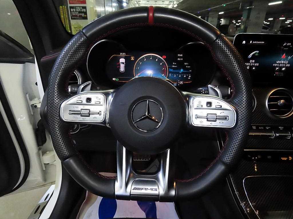 Mercedes Benz GLC Class - Vista 8