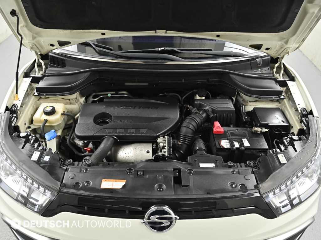 Ssangyong Tivoli - Vista 6