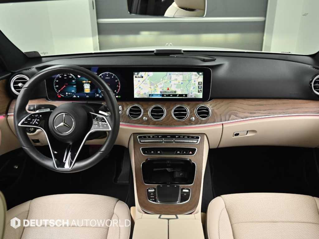Mercedes Benz E class - Vista 7