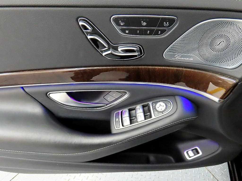 Mercedes Benz S Class - Vista 11