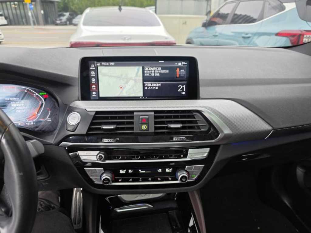 BMW X4 - Vista 10