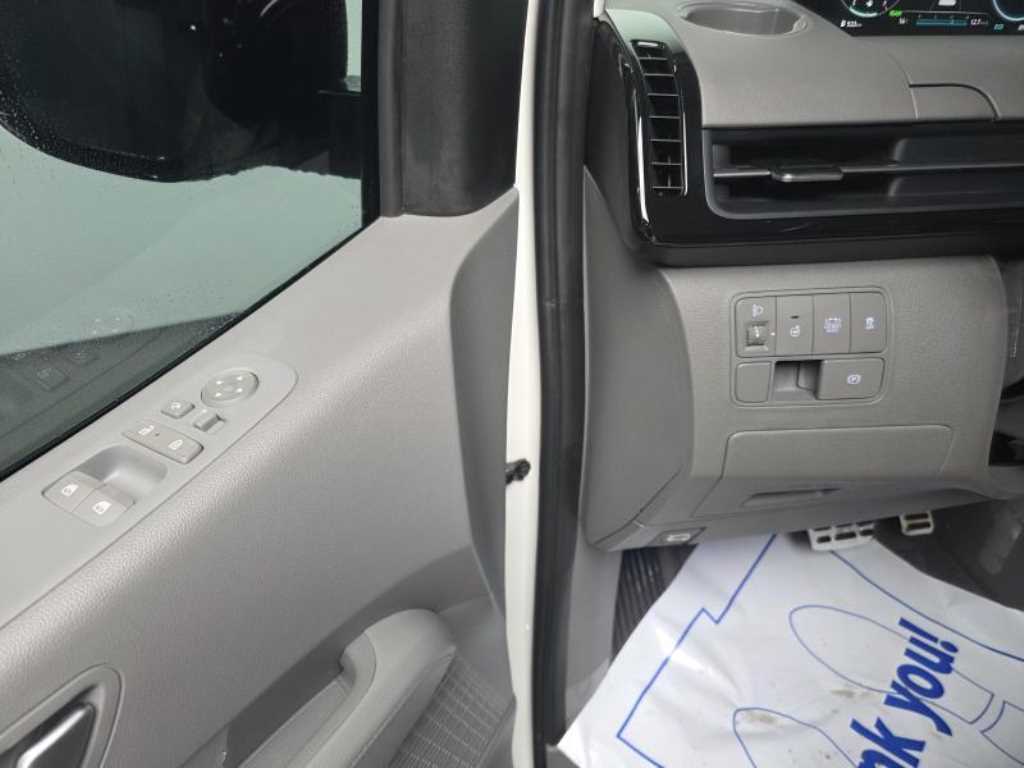 HYUNDAI Staria 2025 Blanco - Importación desde Corea - HF Imports Iquique - Foto 14
