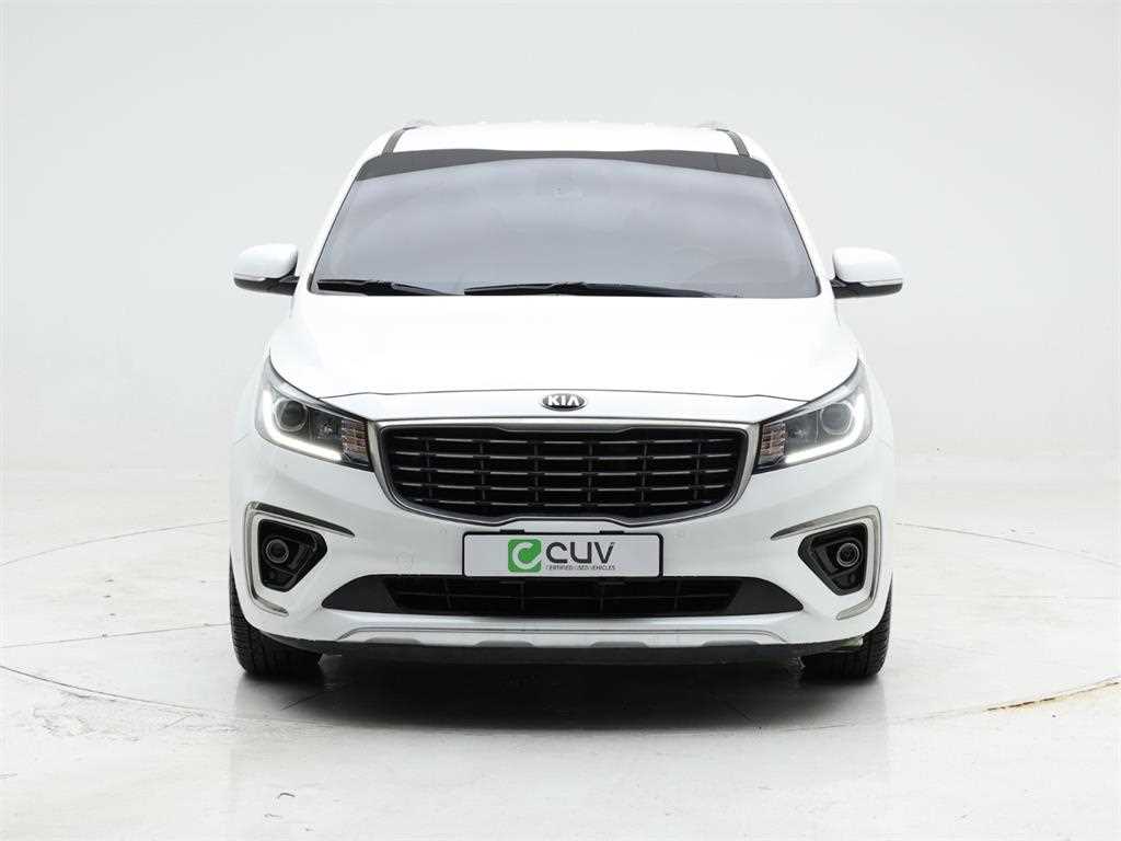 KIA Carnival - Vista 2
